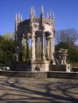 Märchenbrunnen